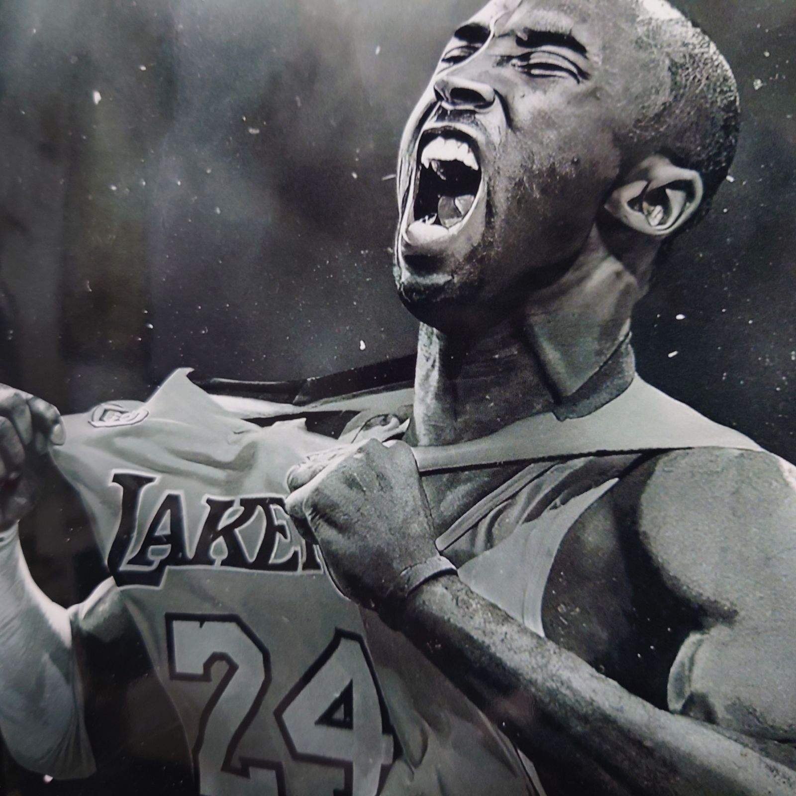 コービーブライアント　壁掛け　アートポスター　バスケ　NBA Amazon.co.jp: 英雄NBAバスケットボールコービー・ブライアント