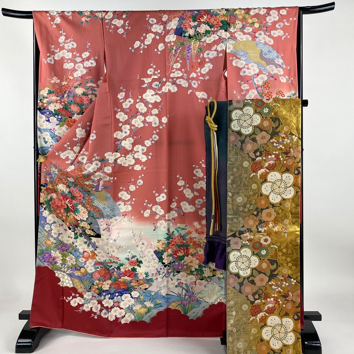振袖　広衿　袷　金彩　裄長　ロング丈　裄67.5cm　丈162.5cm 振袖 身丈162.5cm 裄丈67cm M 袷 牡丹 鴛鴦 金銀彩 刺繍