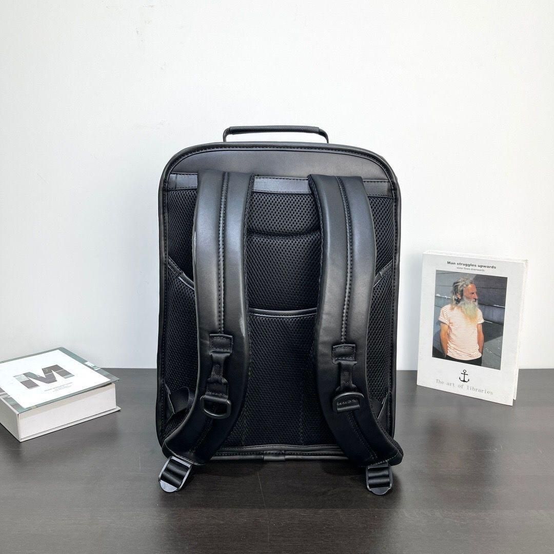 TUMI ALPHA 3スリム・エクスパンダブル・ブリーフ・パック レザー 