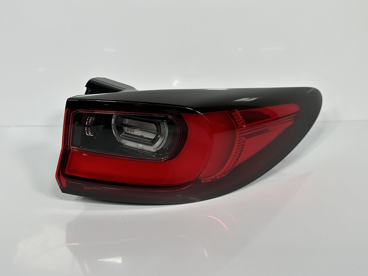 破損なし 低走行 CX-60 KH3P KH5P 純正 右テールランプ Assy LED シグネチャーイルミ付 KBB4-51-150D KBB4-51150 W6078 Z 管理31897