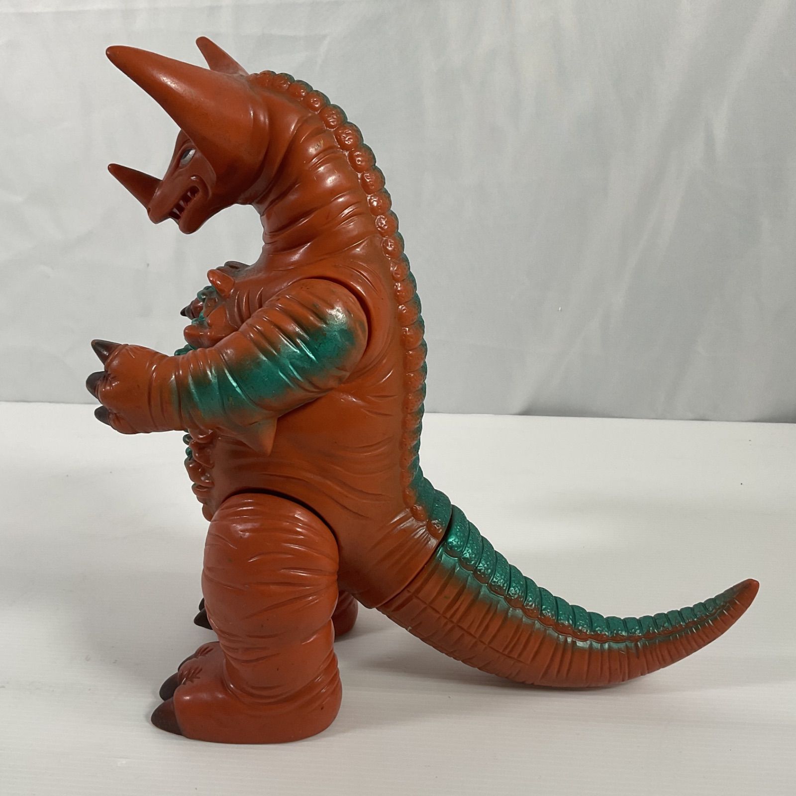 ジャイアントゴモラ　ブルマァク　ソフビ Yahoo!オークション - ジャイアントゴモラ ブルマァク 店頭用カラー KS