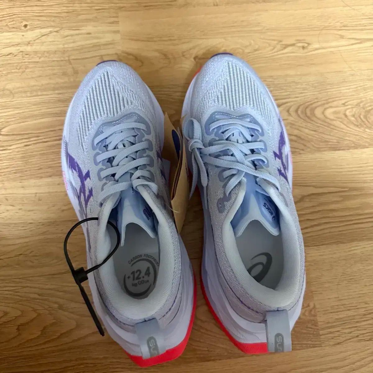 Asics アシックス