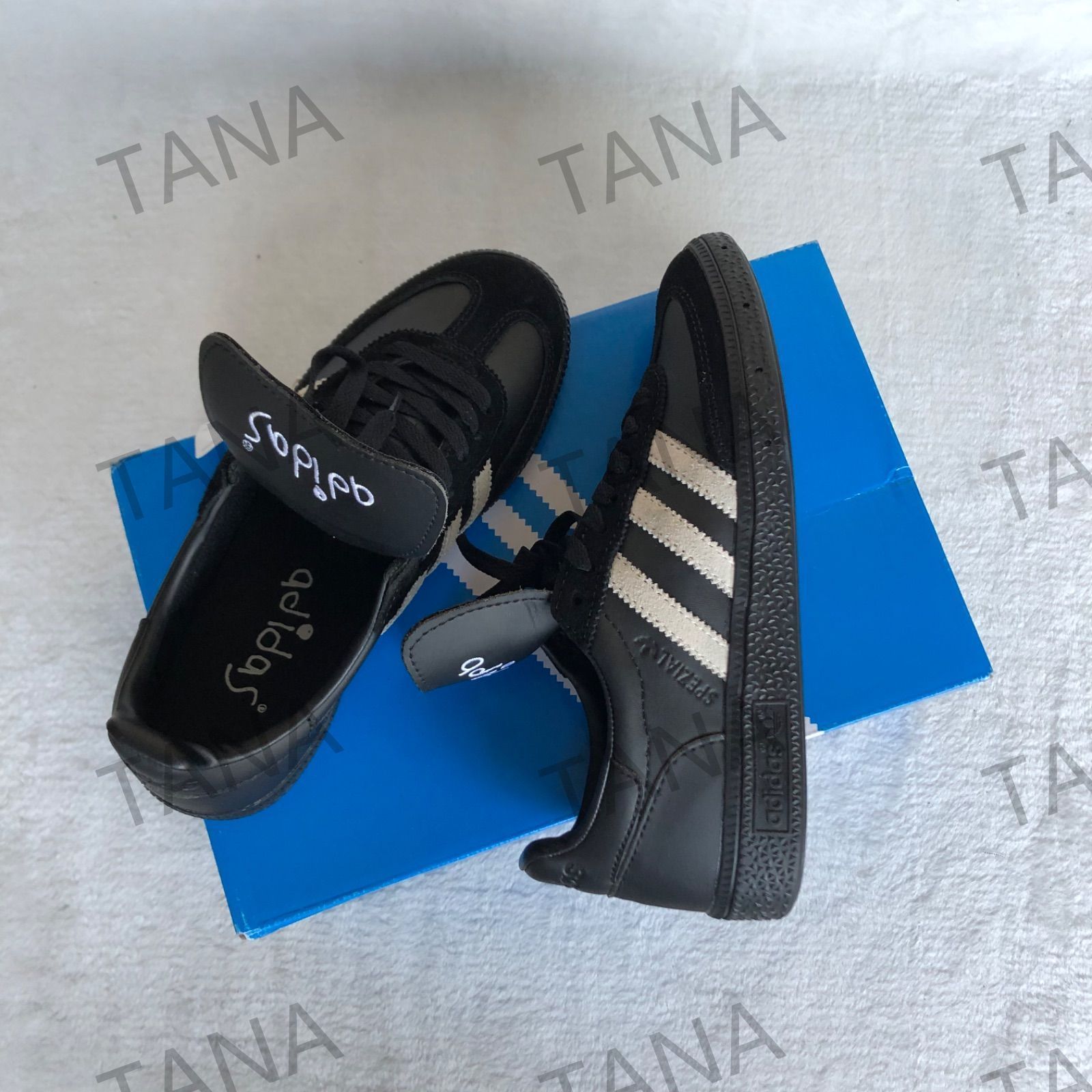 未使用 adidas HANDBALL SPEZIAL SHUKYU E-WAX  Black カップルシューズ レディース/メンズ  箱付