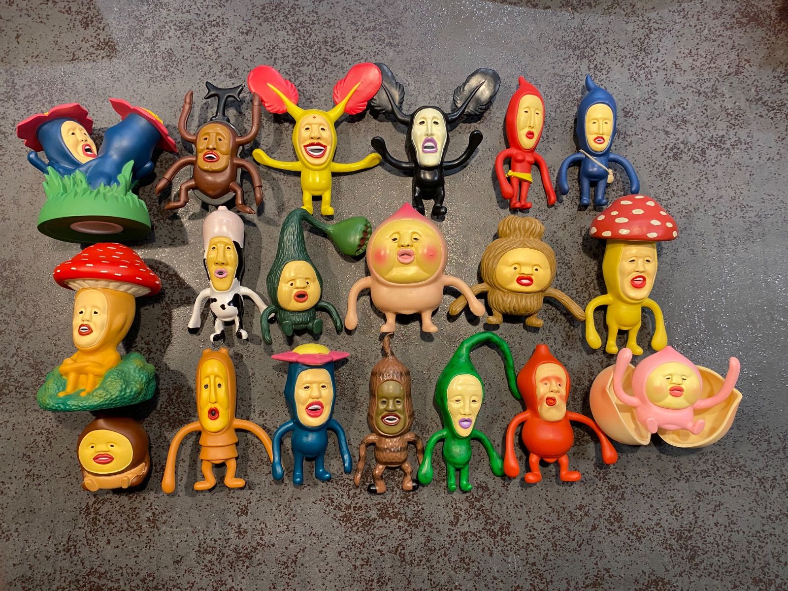 18個セット】 カバヤ こびとづかん フィギュア ホトケアカバネ