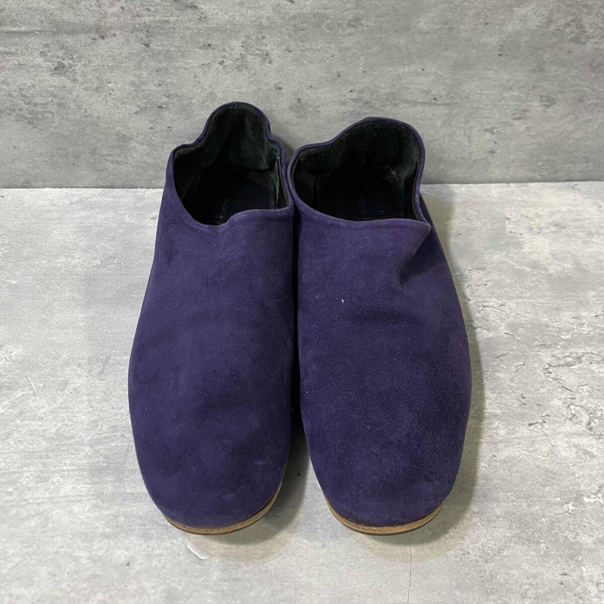 スエードフラットシューズ