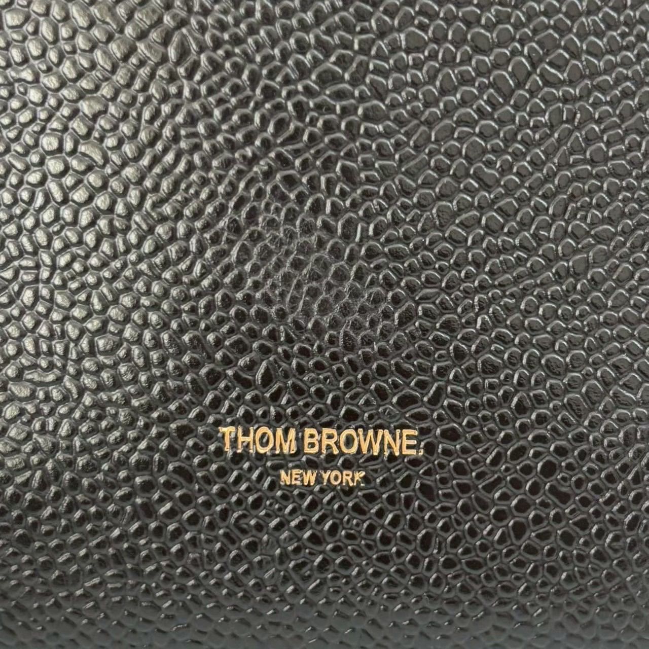 THOM BROWNE トムブラウン ショルダースマホバック 黒 ショルダー 