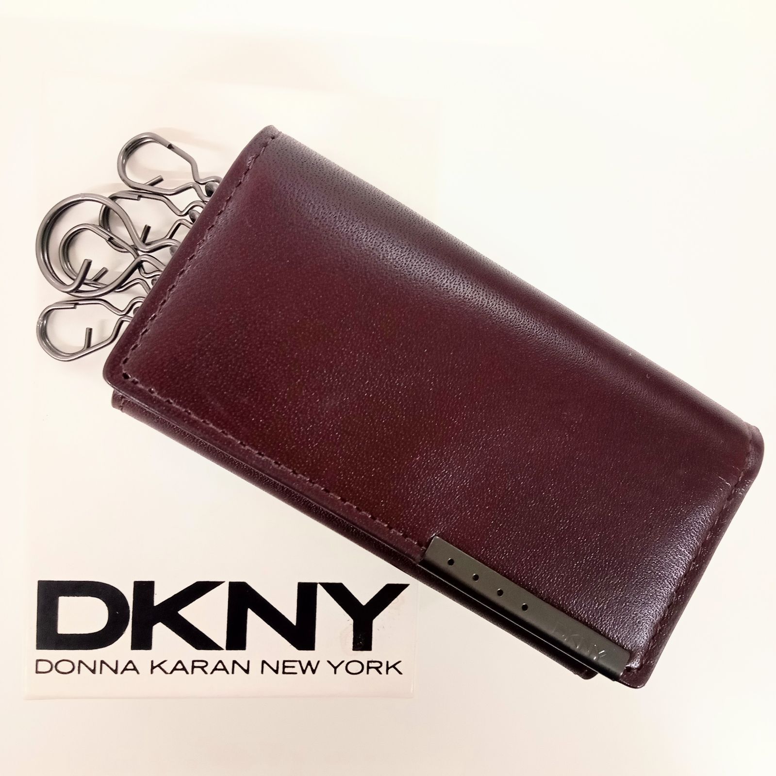 DKNY】ダナキャランニューヨーク/レザーキーケース/バーガンディ/未 ...