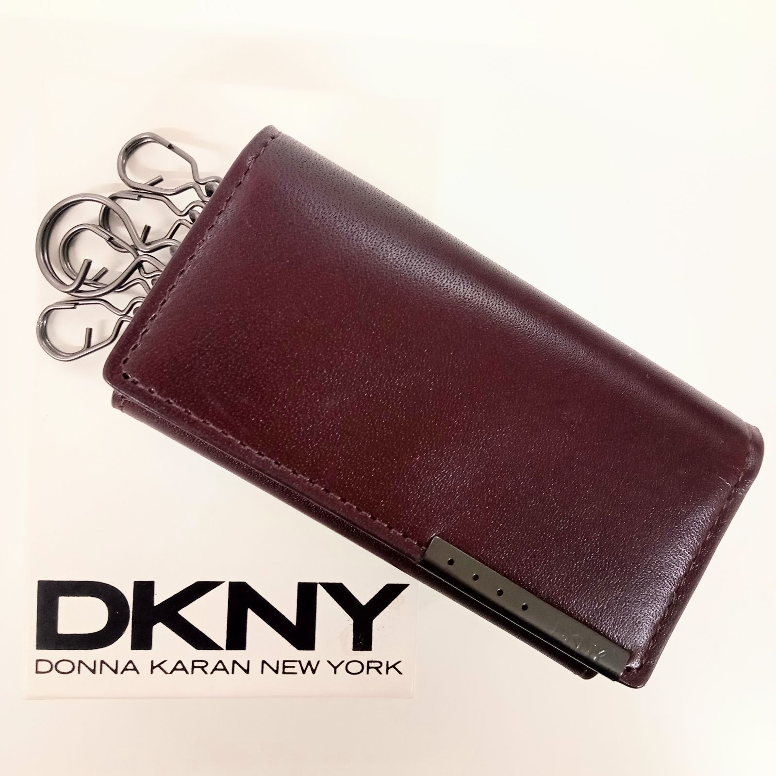 DKNY】ダナキャランニューヨーク/レザーキーケース/バーガンディ/未