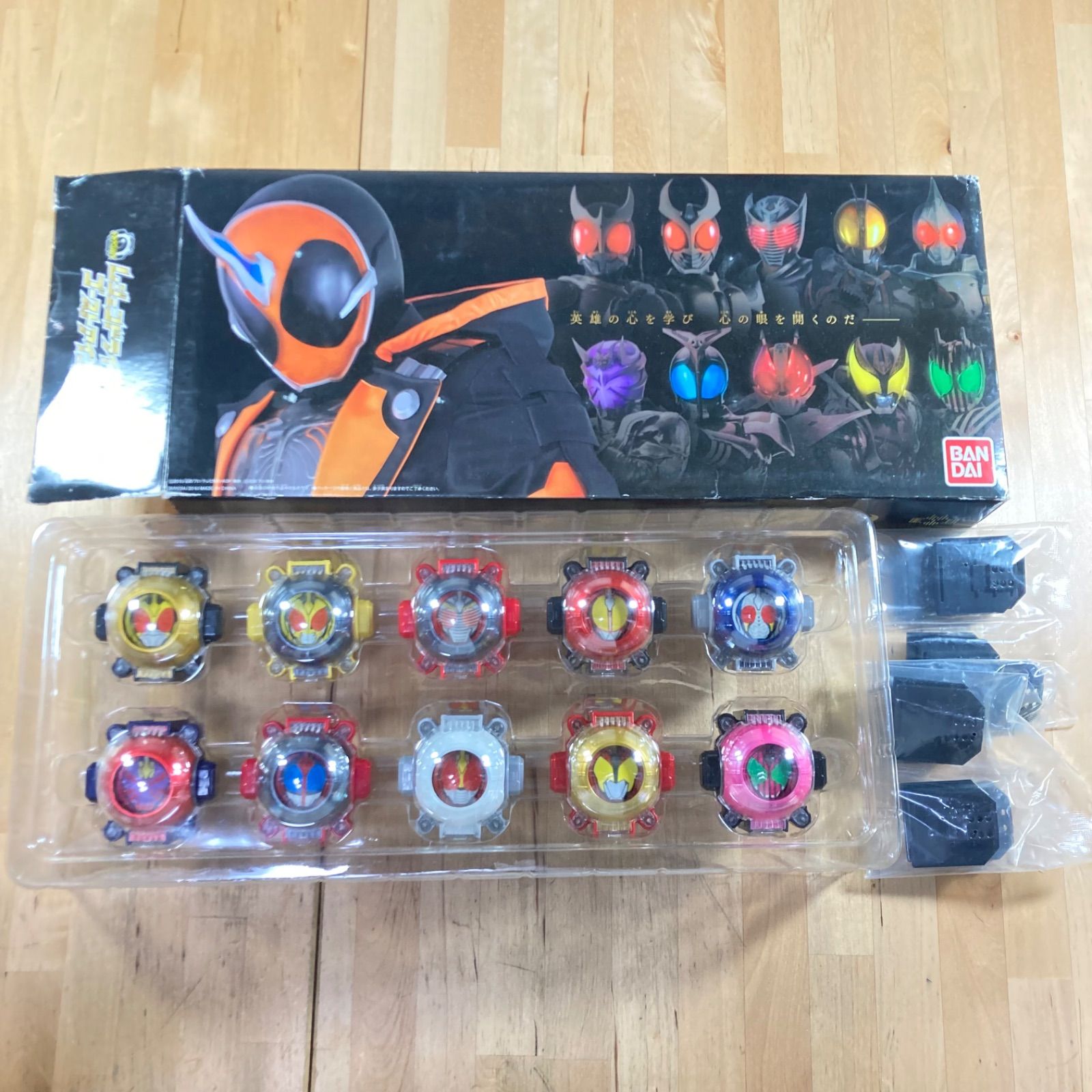即日発送！限定4000セット レジェンドライダーゴーストアイコンセット 未開封 仮面ライダーゴースト レジェンドライダーゴーストアイコン