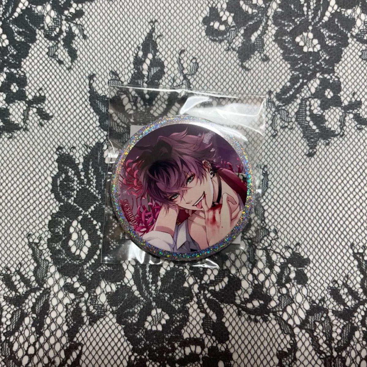 新品】イケメンヴァンパイア 缶バッジ * シャルル - メルカリ