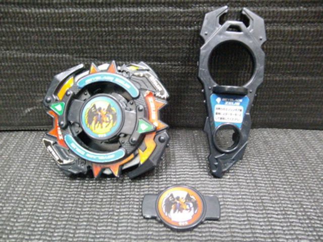 ゼウス　爆転シュートベイブレード 中古品 タカラトミー 爆転シュート ベイブレード ZEUS ゼウス