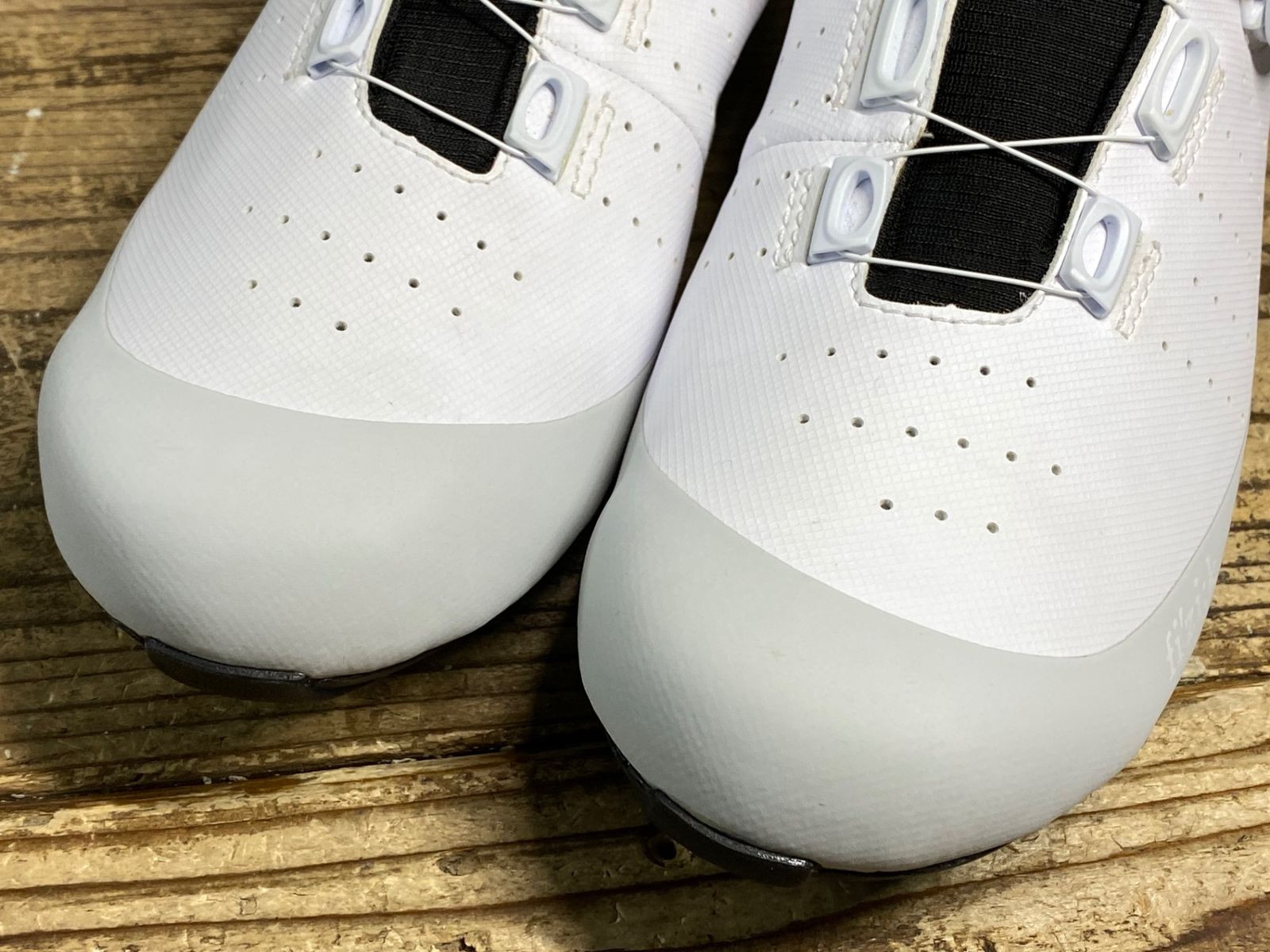 JG749 フィジーク fizik テンポ TEMPO ARTICA GTX ビンディング