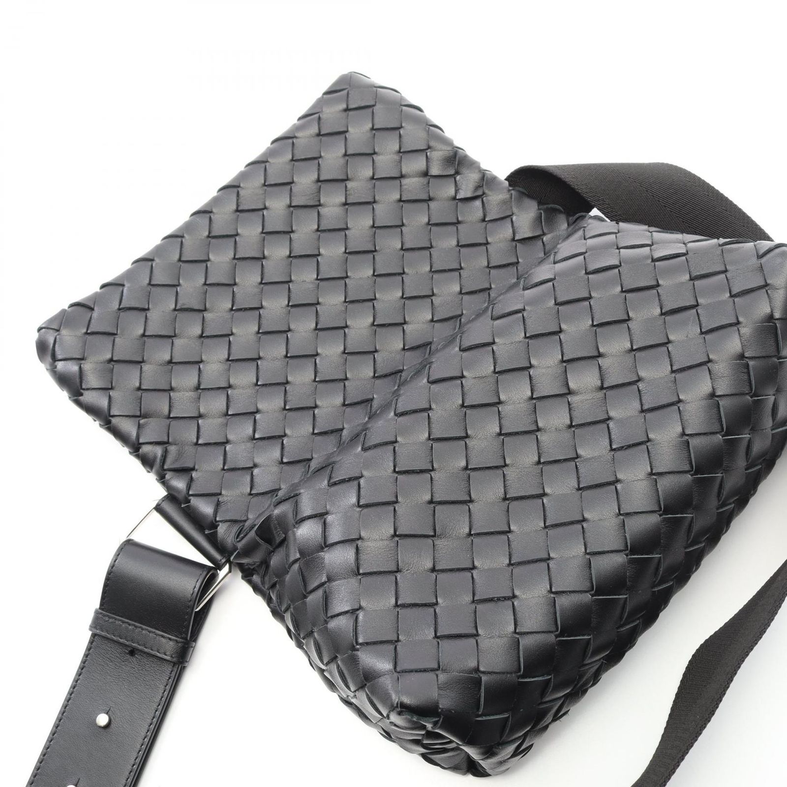 【BOTTEGA VENETA】イントレチャート ショルダーバッグ ブラック ボッテガヴェネタ BOTTEGA VENETA ショルダーバッグ イントレ