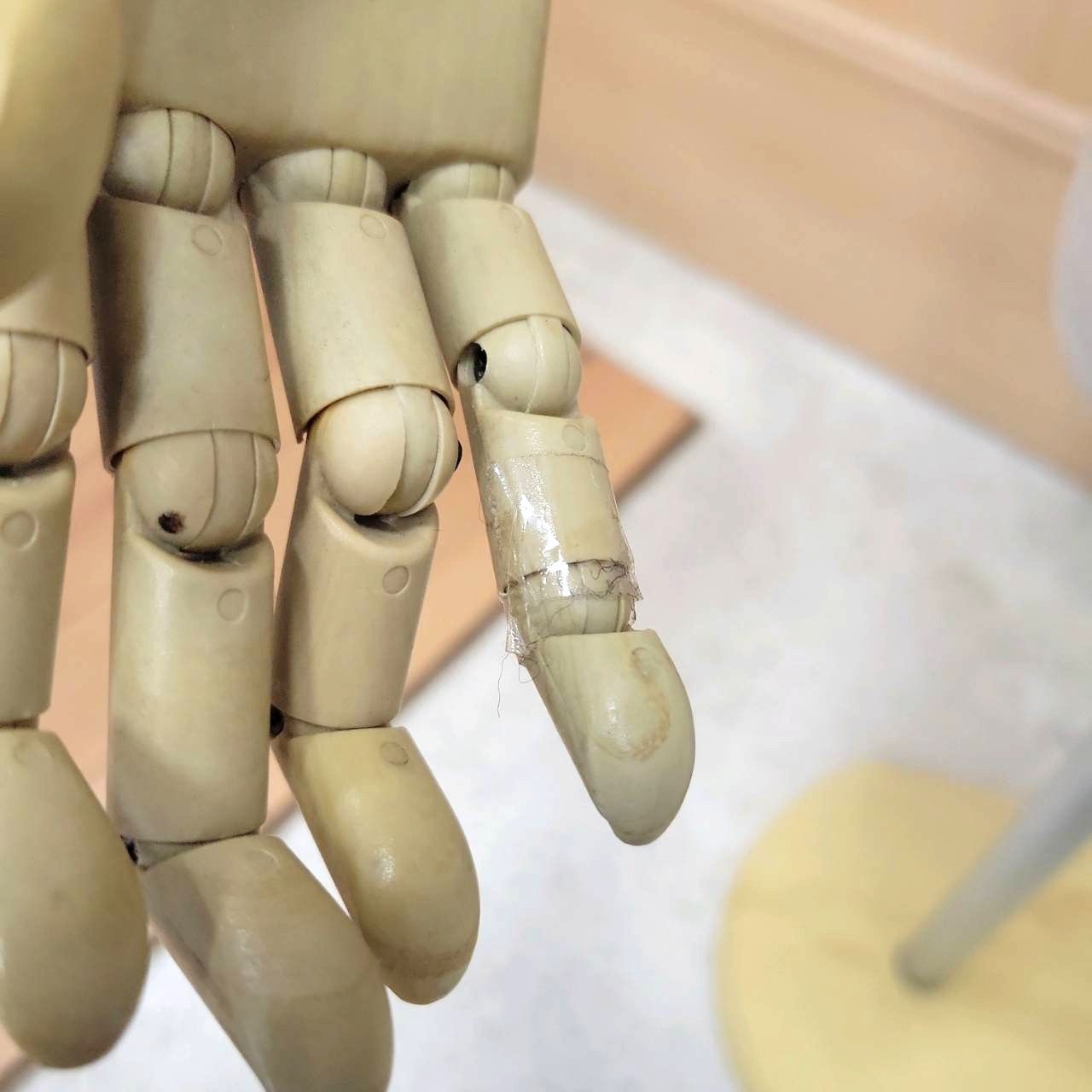 【美品】トルソー 女性 レディース マネキン アイボリー 可動式腕 / 土台付き 美品】トルソー 女性 レディース マネキン アイボリー 可動式腕 / 土台