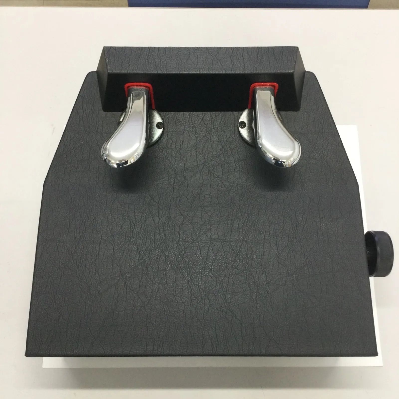 【GINGER掲載商品】 ピアノ補助ペダルM-60 - メルカリ 鍵盤楽器