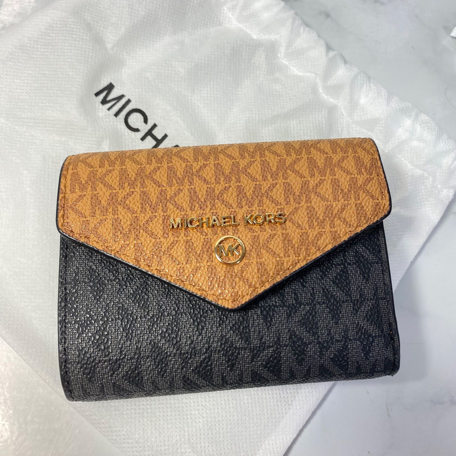 新品・未使用 MICHAEL KORS マイケルコース シグネチャー 三つ折り財布 