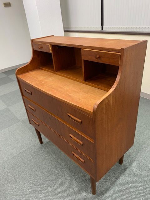 北欧ヴィンテージ ライティングチェスト