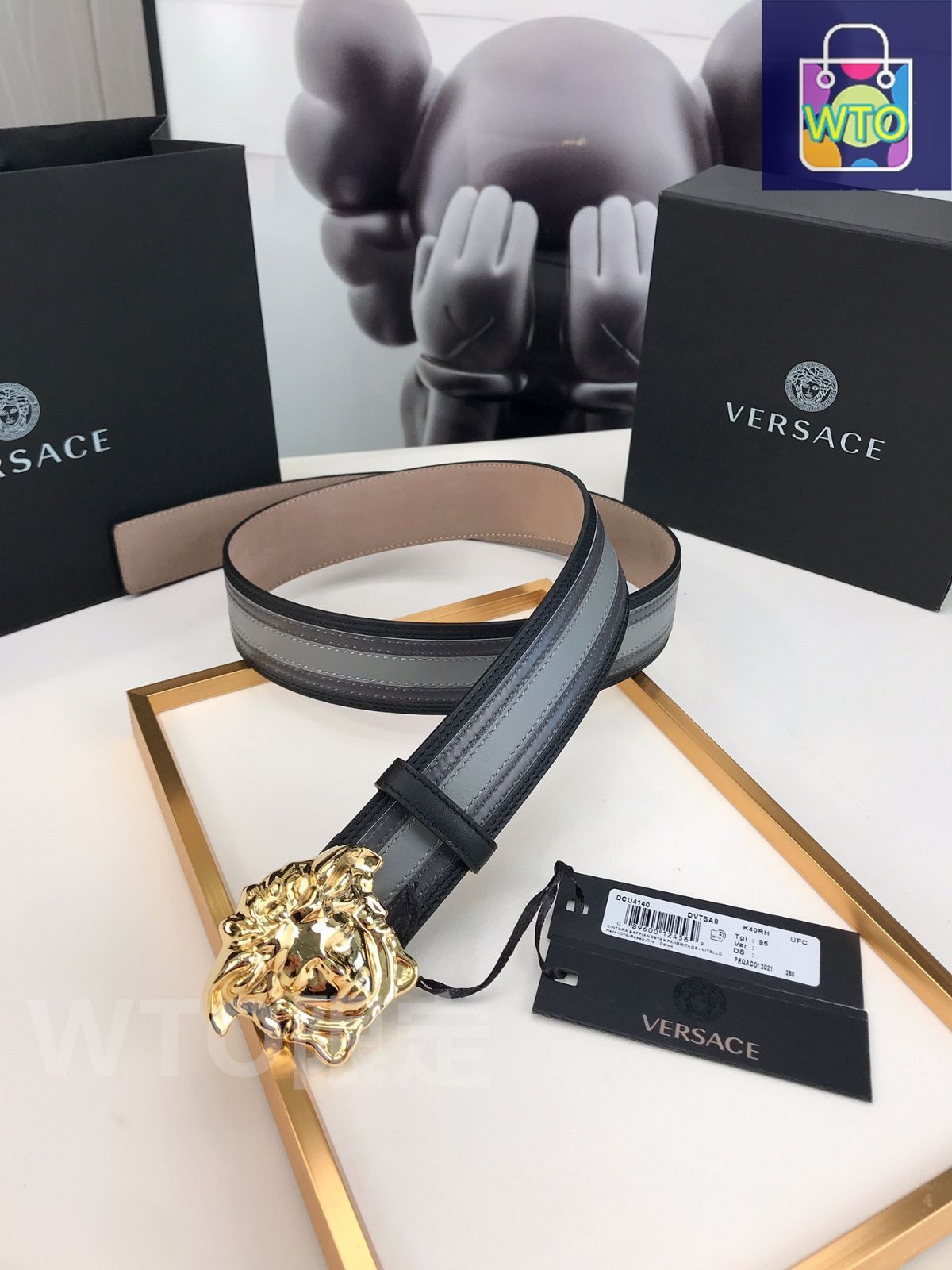 VERSACE メデューサヘッド ベルト 黒 VERSACE ブラックレザー ベルト メデューサヘッド