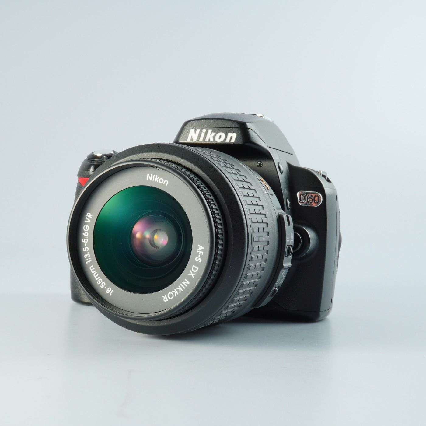 Nikon (ニコン) 一眼レフカメラ D60 レンズ:AF-S DX NIKKOR 18-55mm f