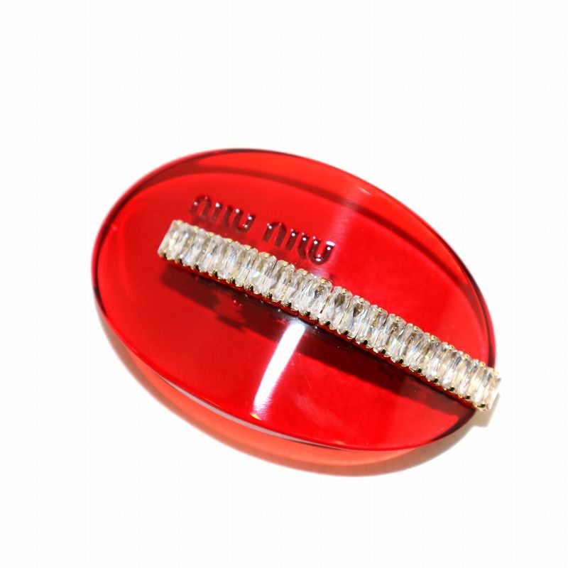 miumiu ヘアクリップ　レッド　ミュウミュウ 国内発】MiuMiu 鮮やかレッドのヘアクリップ ギフト包装可 miu
