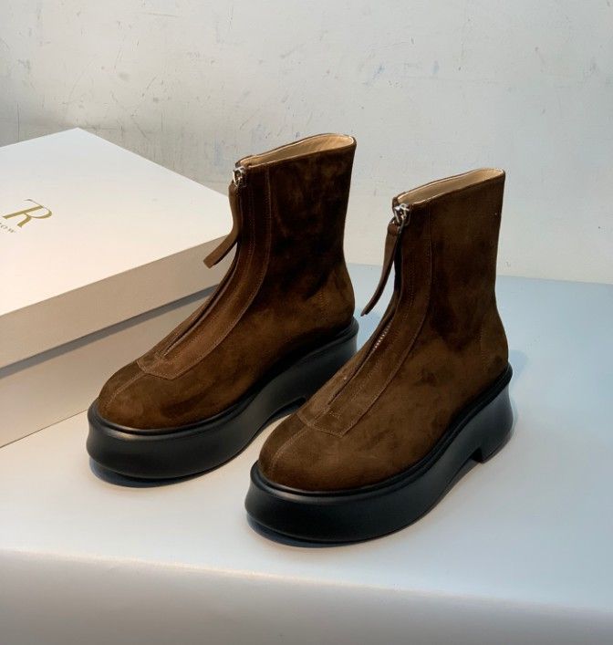 関税送料込 THE ROW Zipped Boot 1 ジップレザーアンクルブーツ - メルカリ