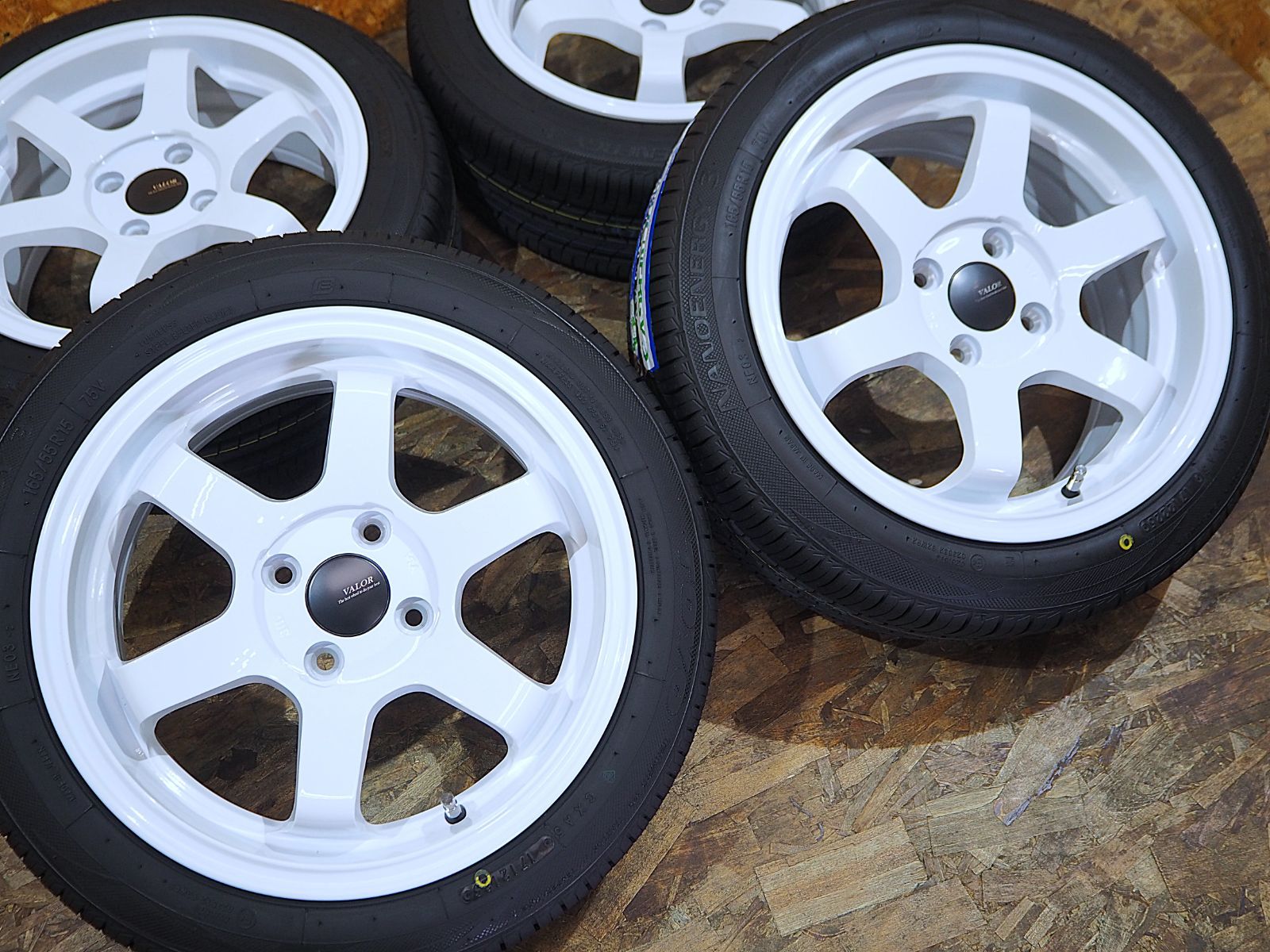 逆ゾリ 165 55R15 6.5J 38 4H100 トーヨータイヤ 人気 深リム 軽量 引っ張り タイヤホイールセット 1台分 アルト スペーシア ワゴンR ウェイク キャスト タント ムーヴ ミラ N-BOX デイズ ピクシス カスタム ホワイト