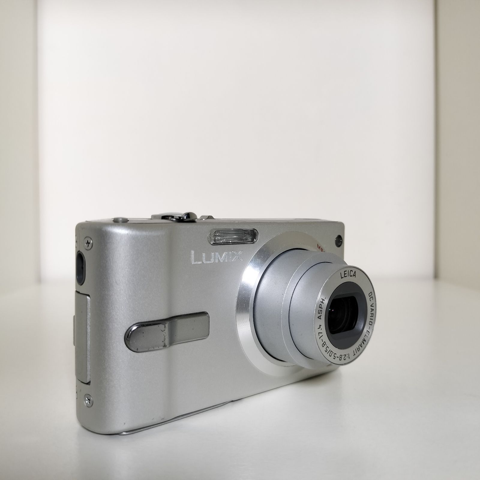 Panasonic DMC-FS1 デジタルカメラ シルバー Amazon.co.jp: パナソニック デジタルカメラ LUMIX (ルミックス