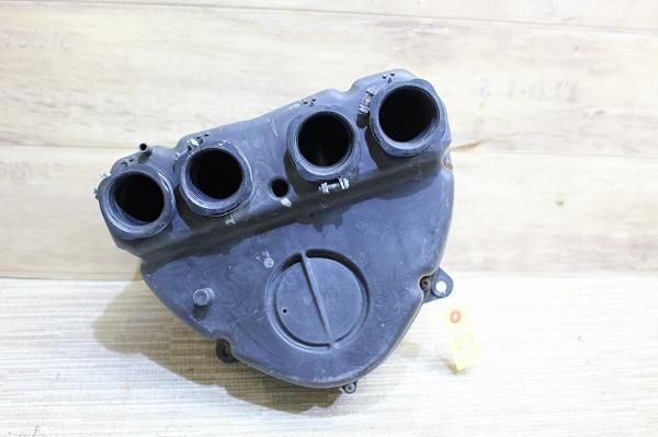 ヤマハFZR2502KRエアクリーナーボックスY71-68