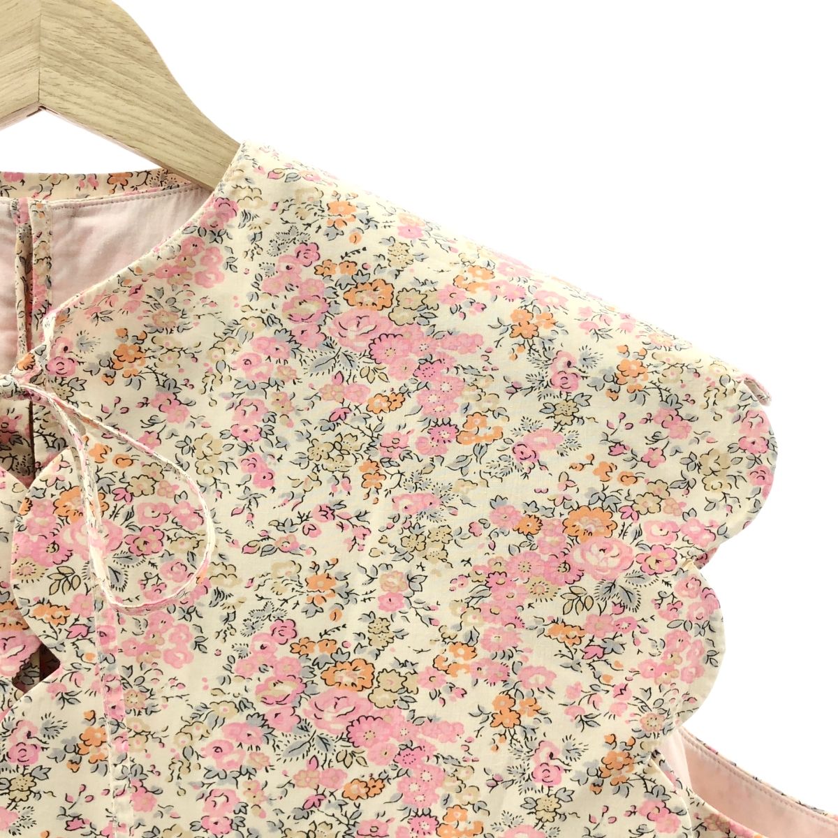 【美品】  SEVEN TEN by MIHO KAWAHITO / セブンテンバイミホカワヒト | 襟付き タフタティアード トップス ブラウス | M | ホワイト | レディース 美品 24SS SEVEN TEN by MIHO KAWAHITO セブンテンバイミホカワ