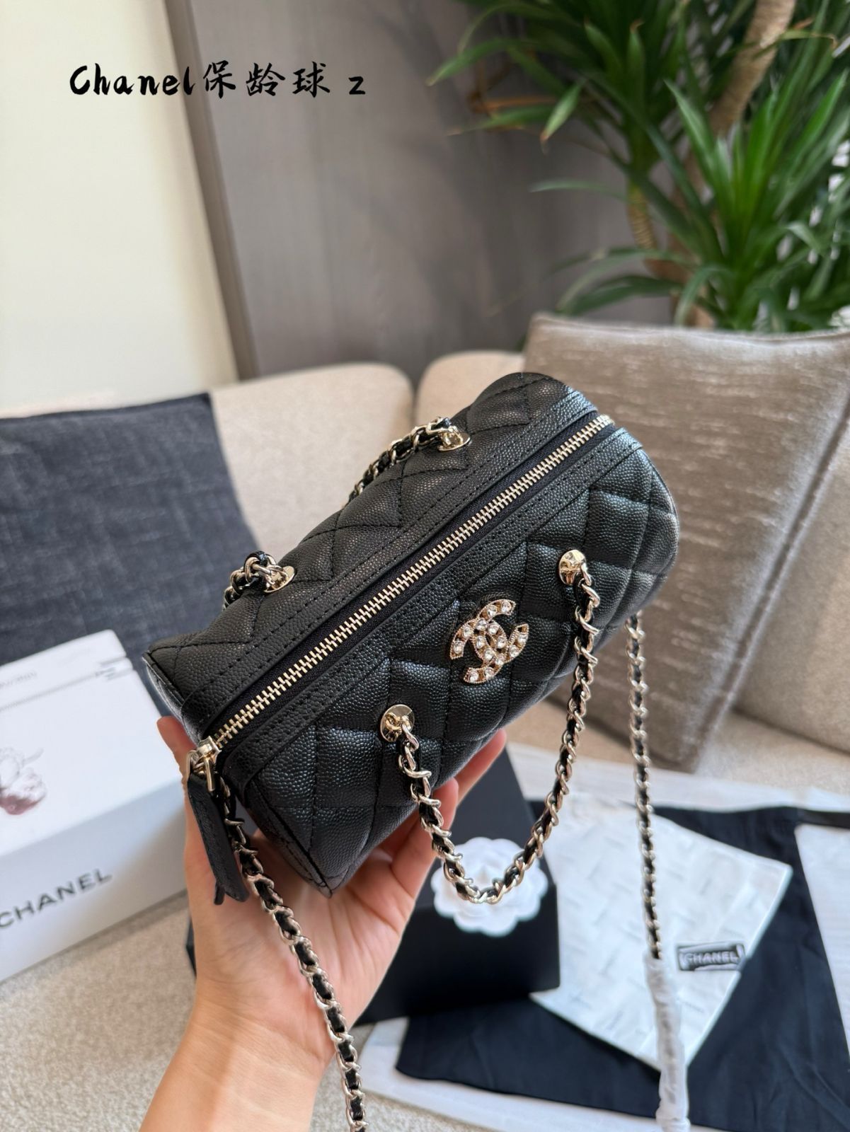 【シンプルで可愛い♪】CHANEL★24K スモールボウリングバッグ 今日特価】Chanel 25P ボウリングバッグ ハートラバー