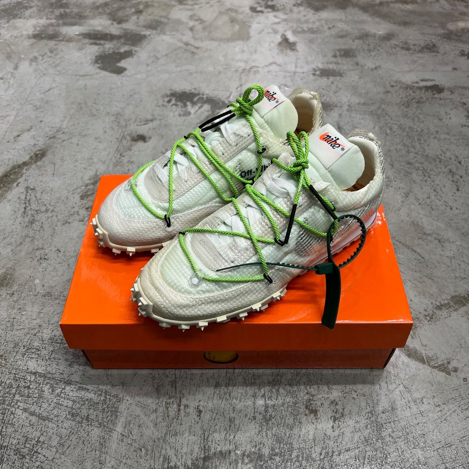 新品 Off-White Nike Women's Waffle Racer White CD8180-100