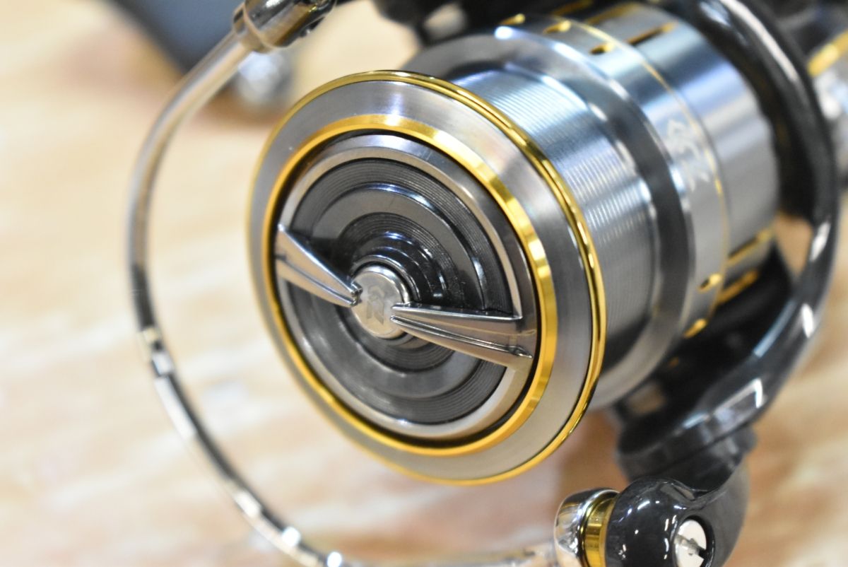 AIRITY スピニングリール