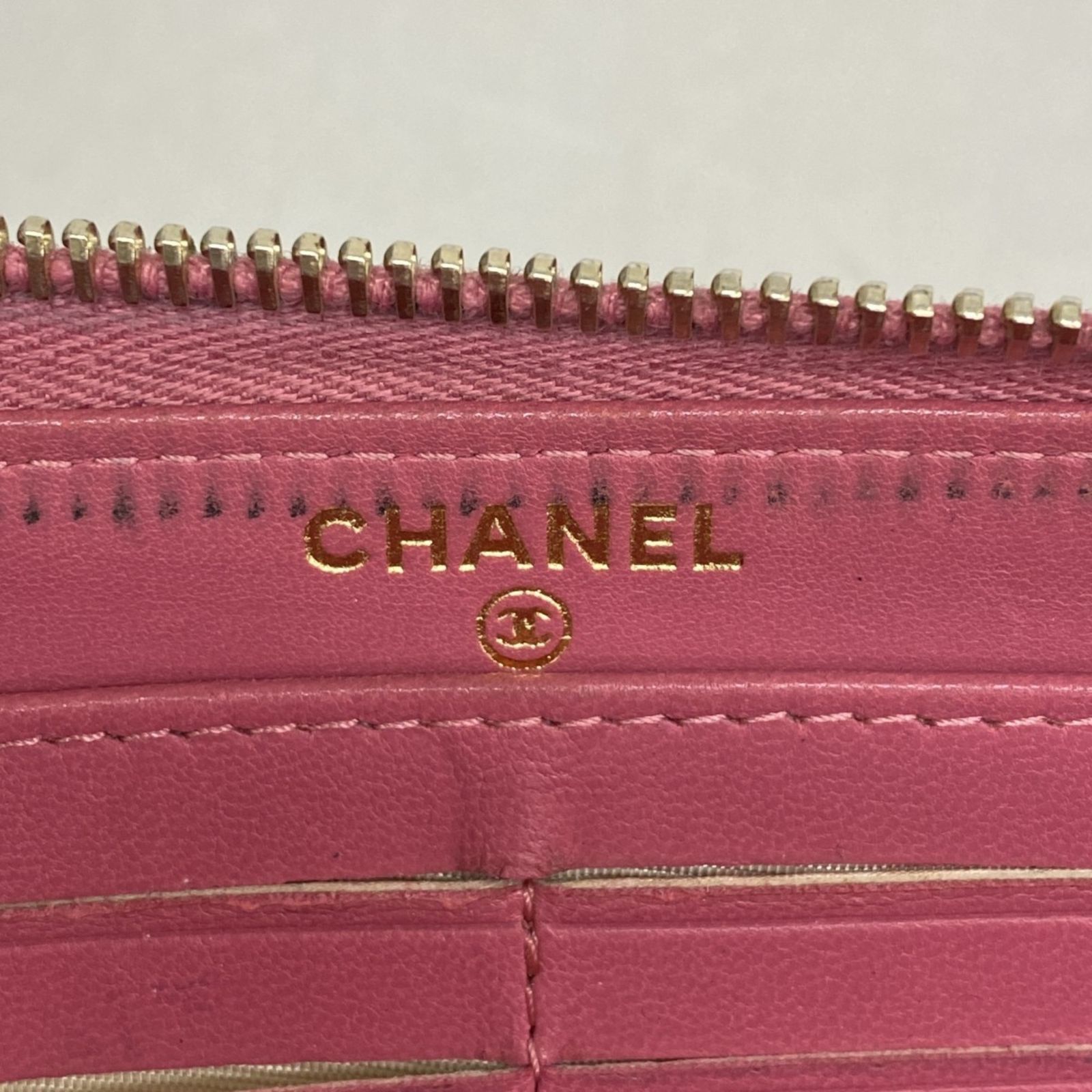 美品☆　シャネル　長財布　マトラッセ　ラムスキン　ピンク　27番台 シャネル(Chanel) シャネル 長財布 マトラッセ ラムスキン