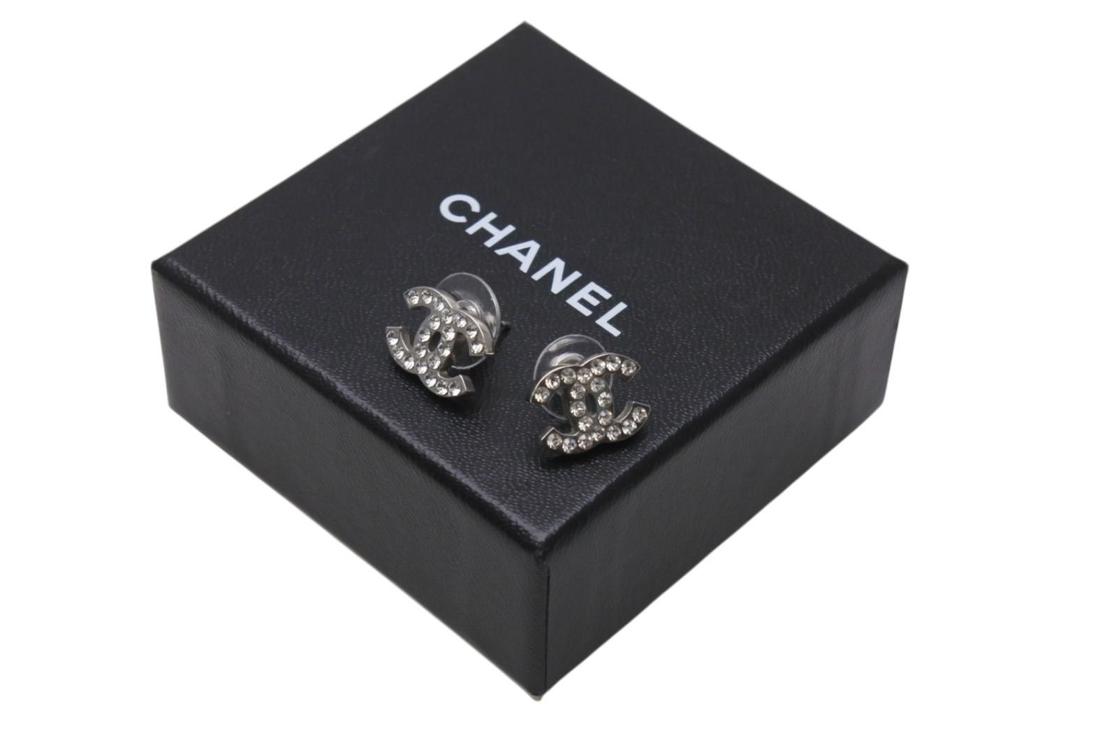 【美品】CHANEL ココマーク ピアス ブラック シルバー ラインストーン 極美品 CHANEL シャネル Coco Mark ココマーク ピアス ラインストーン
