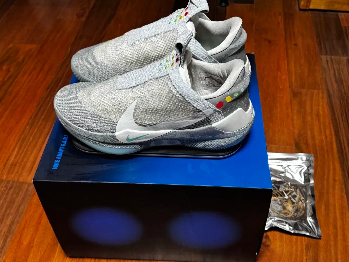 270 NIKE ナイキ アダプト BB 1 0 MAG Mac