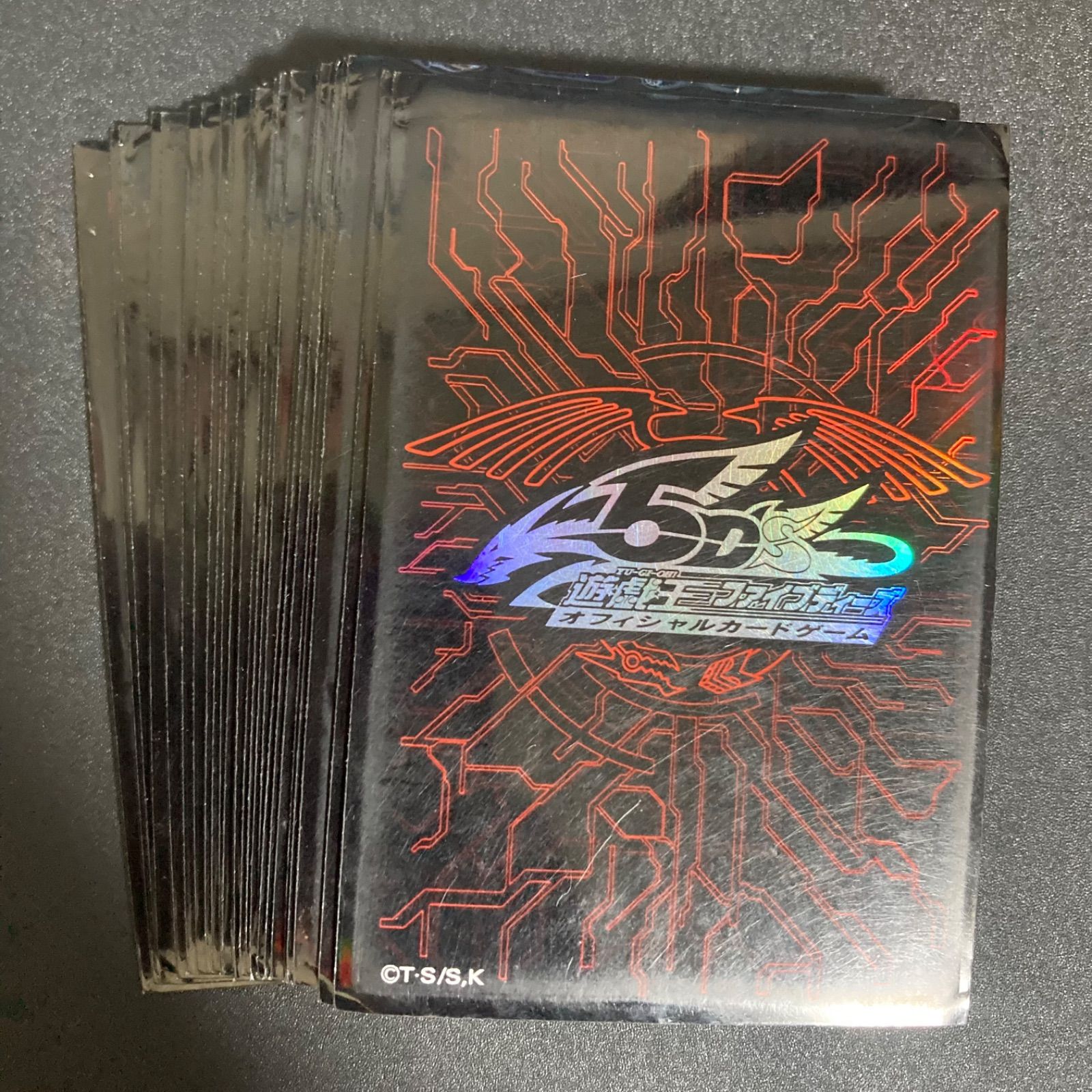 スリーブ『竜の紋章レッド』25枚 赤 - メルカリ