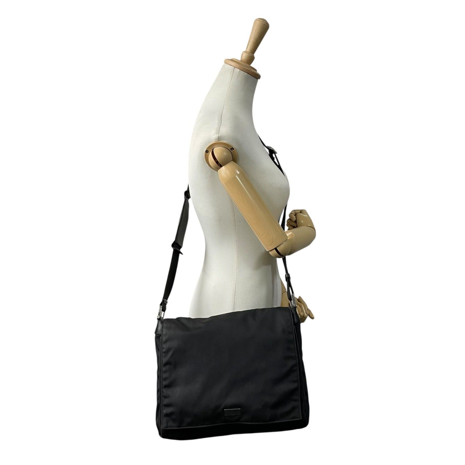 グッチ ナイロン