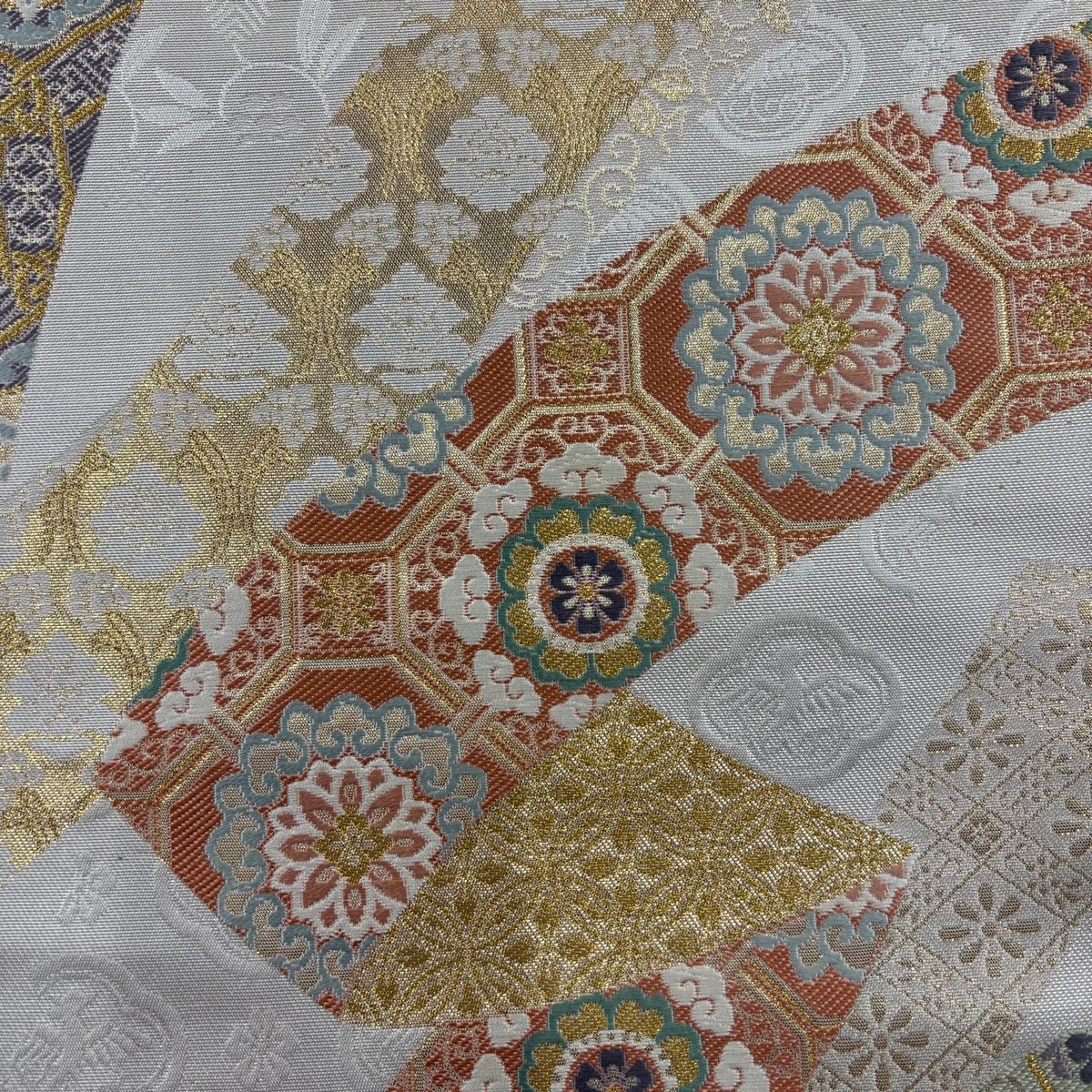 袋帯 秀品 華文 花うさぎ 金銀糸 箔 銀色 六通 正絹