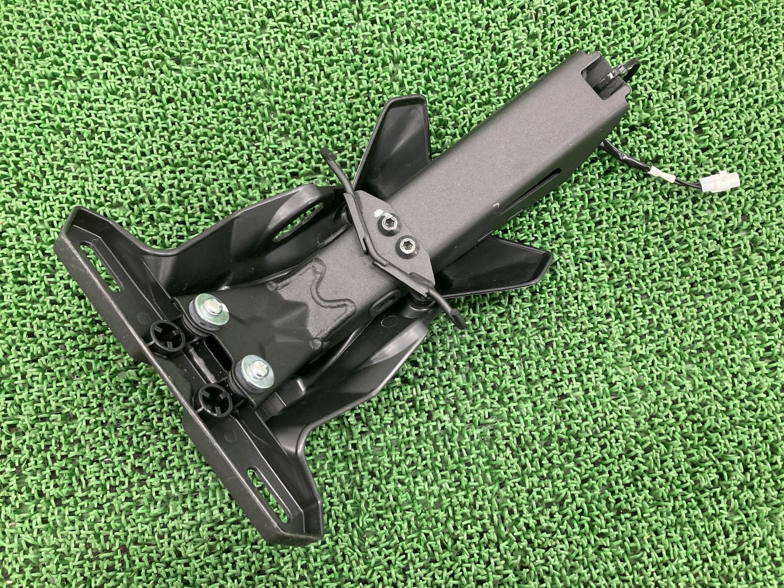 送料分 第2類医薬品 ビーエスバンZXテープ 21枚 腰痛 関節通 冷湿布 (1