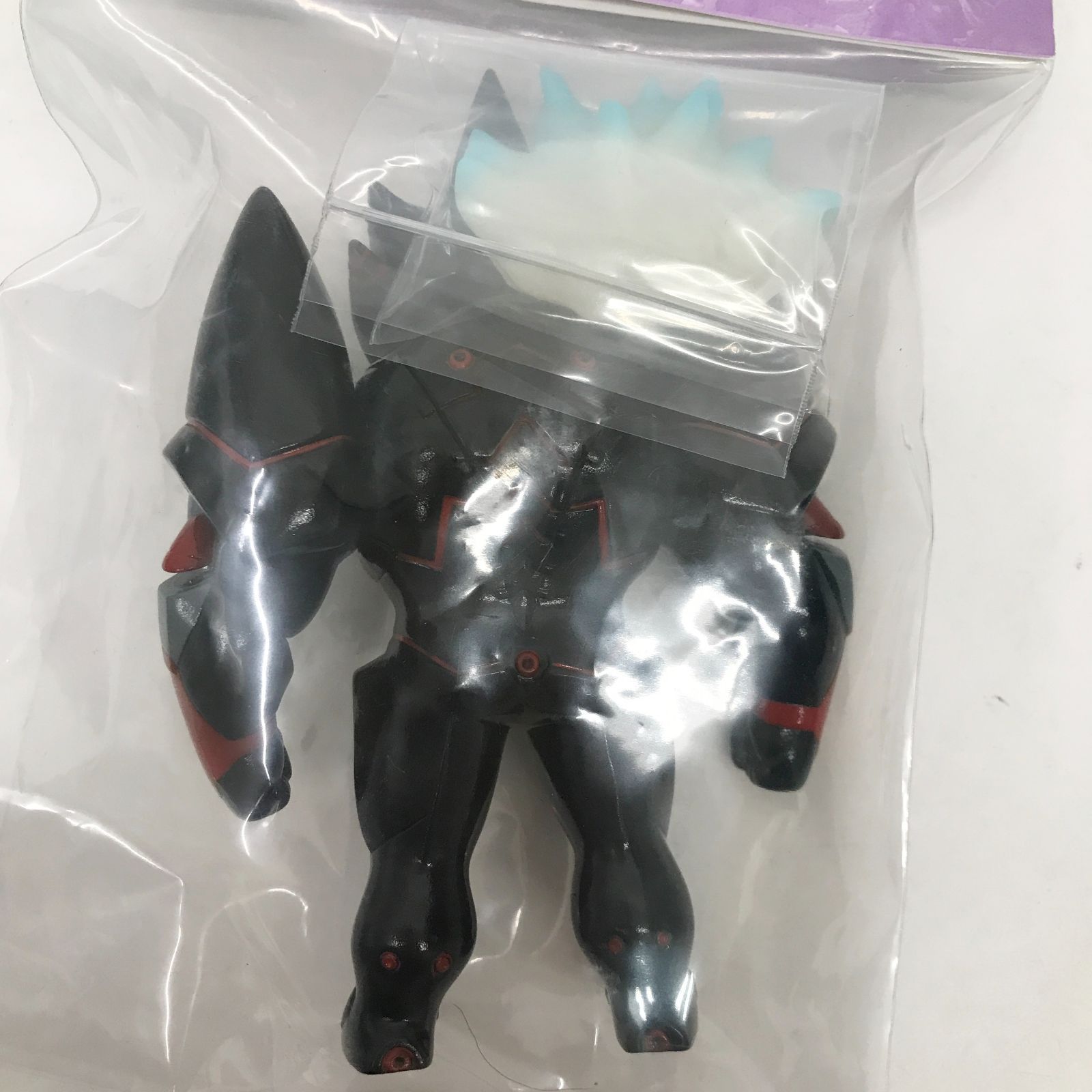 ソフビ3体 アカネくんの怪獣工房 LISTLESS 新条アカネ アレクシス 1240053186397_1.jpg