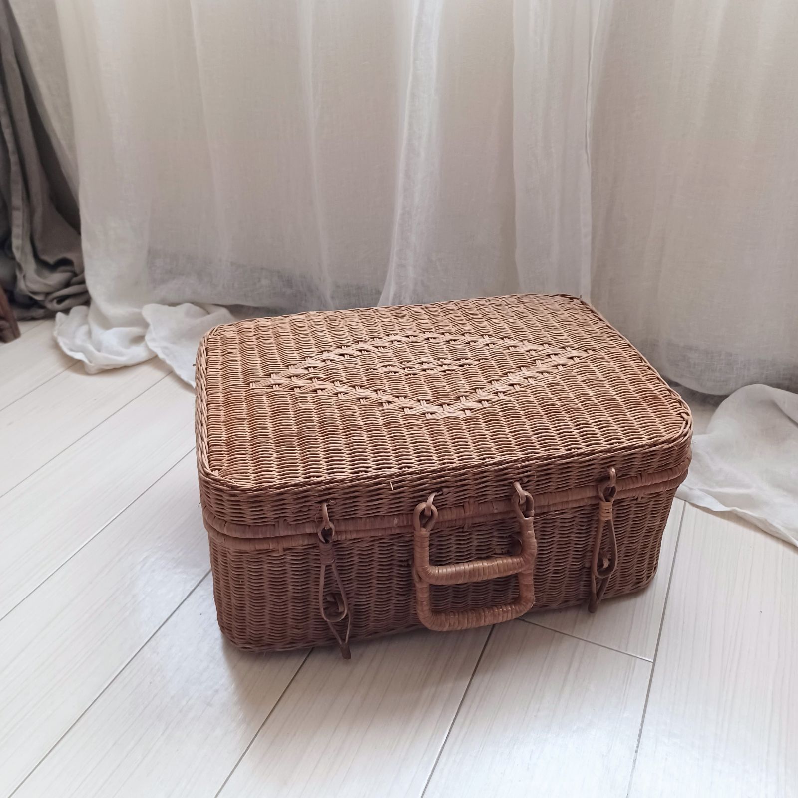 shiturae select トランク型 バスケット ピクニック 古道具 ご相談中
