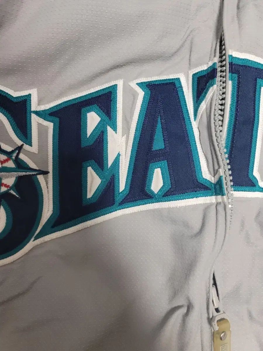 Majestic マジェスティック