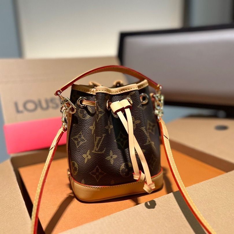 定番人気 美品 LOUIS VUITTON ルイヴィトンのバケツバッグです - メルカリ