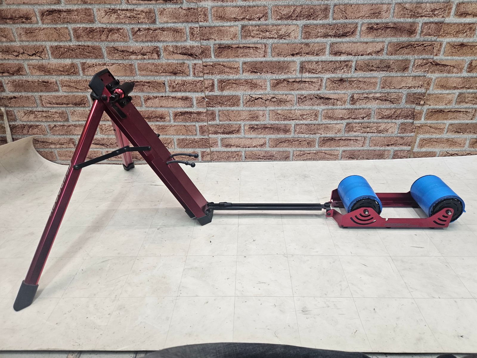 FEEDBACK SPORTS Bike Trainer フィードバックスポーツ ローラー台 トレーニング ロード バック付