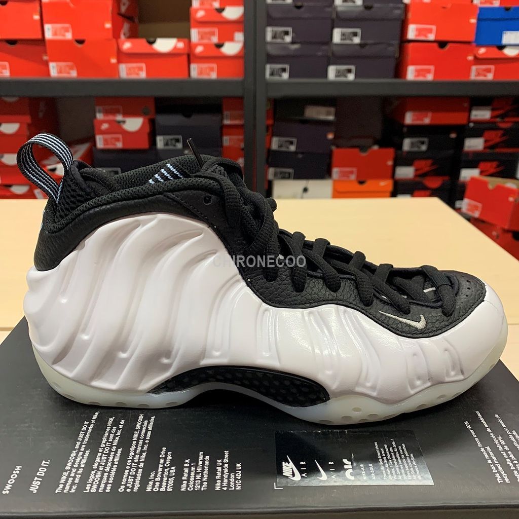 ブラック/ホワイト Foamposite Nike シューズ