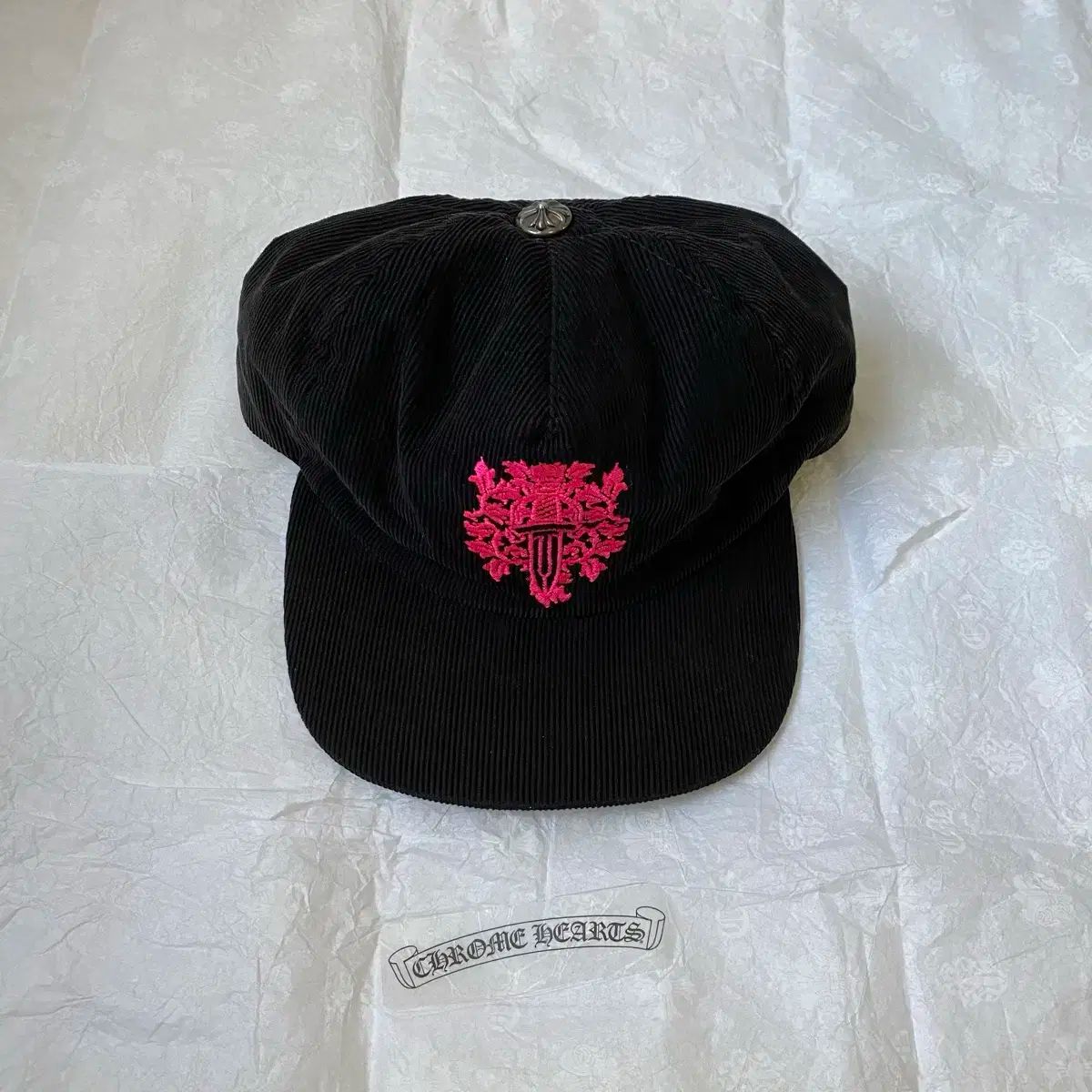 Free CHROME HAEATS クロムハーツ ダガー コーデュロイ キャップ ブラック ピンク