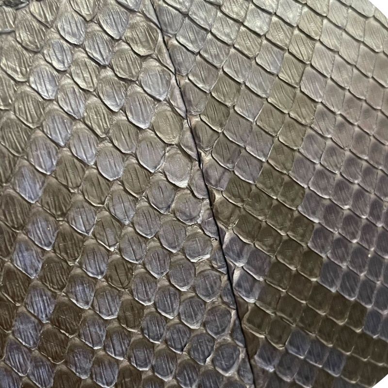 FENDI フェンディ クラッチバッグ 7VA445 AA3S ブルー パイソン メンズ