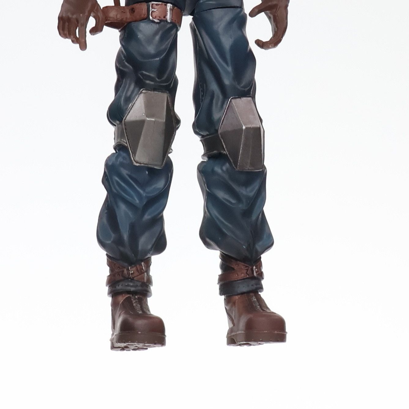 ANYCCS - PLAY ARTS(プレイアーツ) クラウド・ストライフ CRISIS CORE FINAL FANTASY VII(クライシスコアファイナルファンタジー7) 完成品 可動フィギュア スクウェア・エニックス Amazon.co.jp: CRISIS CORE FINAL FANTASYVII PLAY ARTS