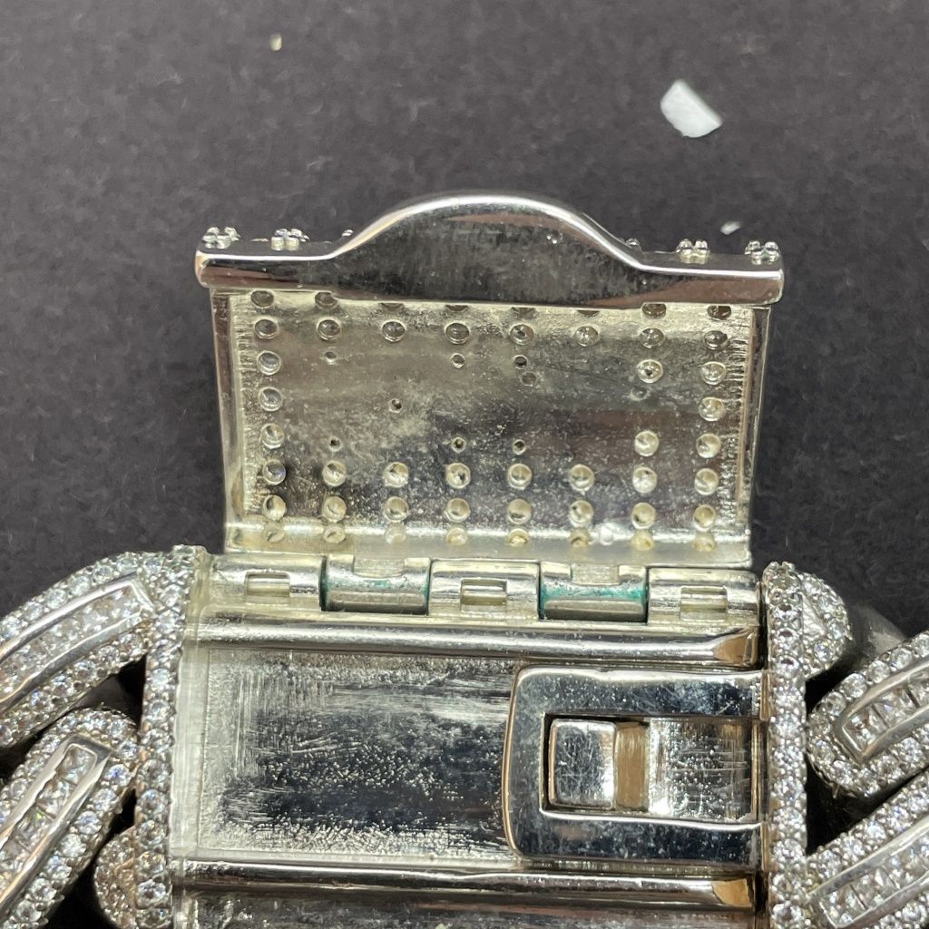 A銀色スクエアクリスタル41cm ネックレスヒップホップ 太め派手トラップスター 数量限定 ネックレスペンダントHIPHOP 太め シルバー 派手 トラップ