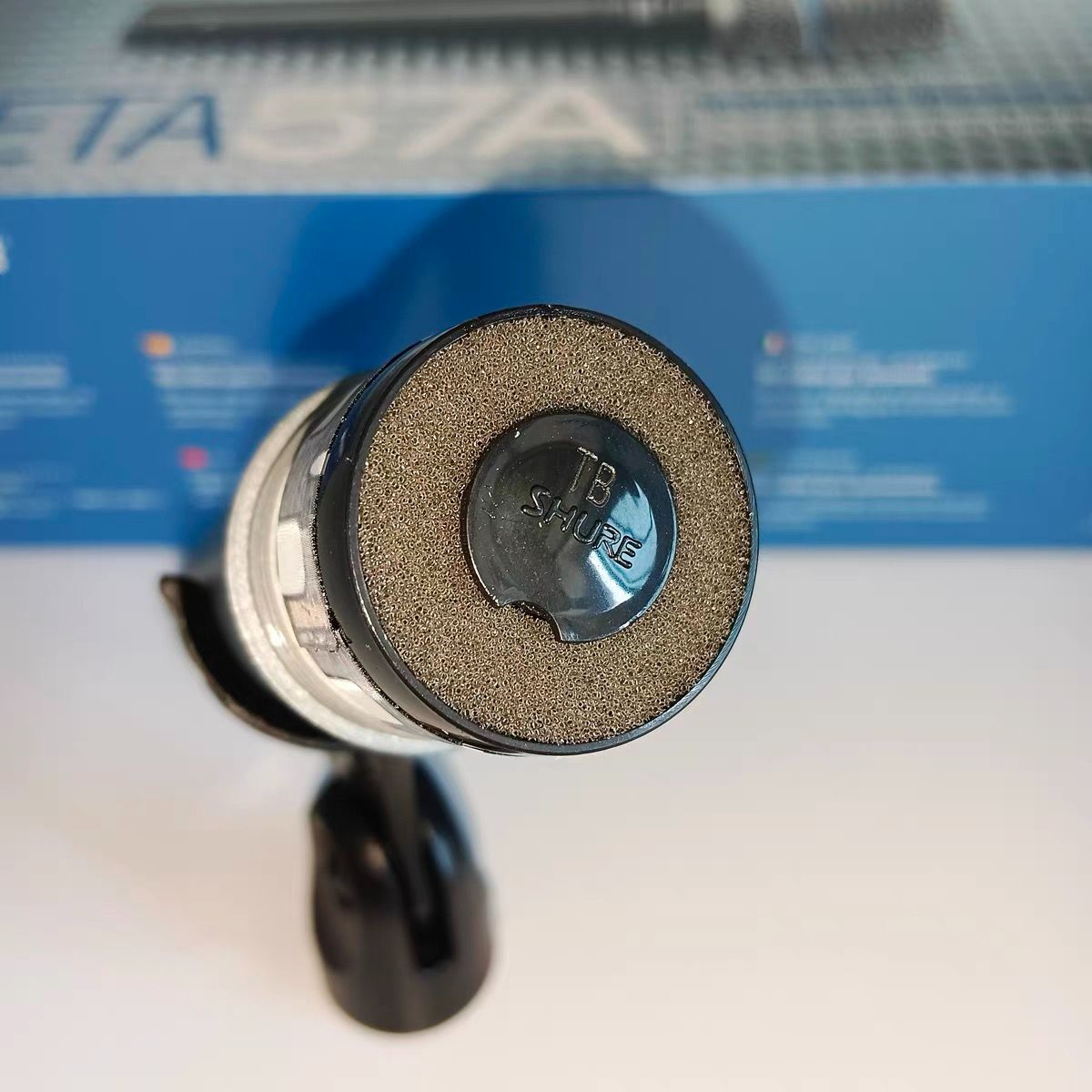 新品 SHURE シュアー BETA57A ダイナミックマイク コンデンサー 新品 SHURE シュアー BETA57A ダイナミックマイク コンデンサー